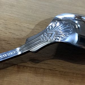 kings design dessert spoon